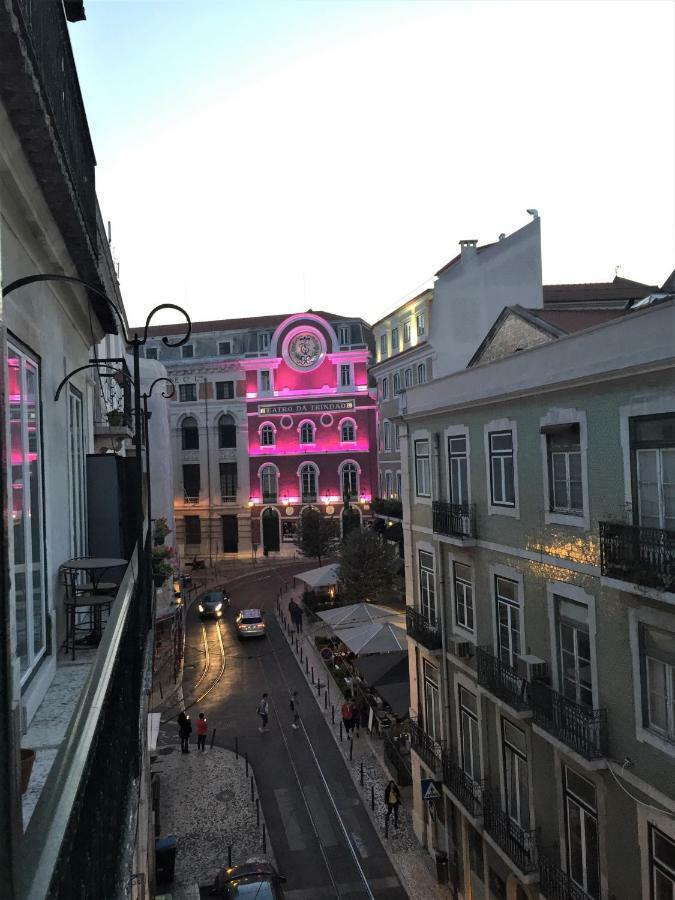 Charming Chiado 2Bedr W/Balcony And View Lejlighed Lisboa Eksteriør billede